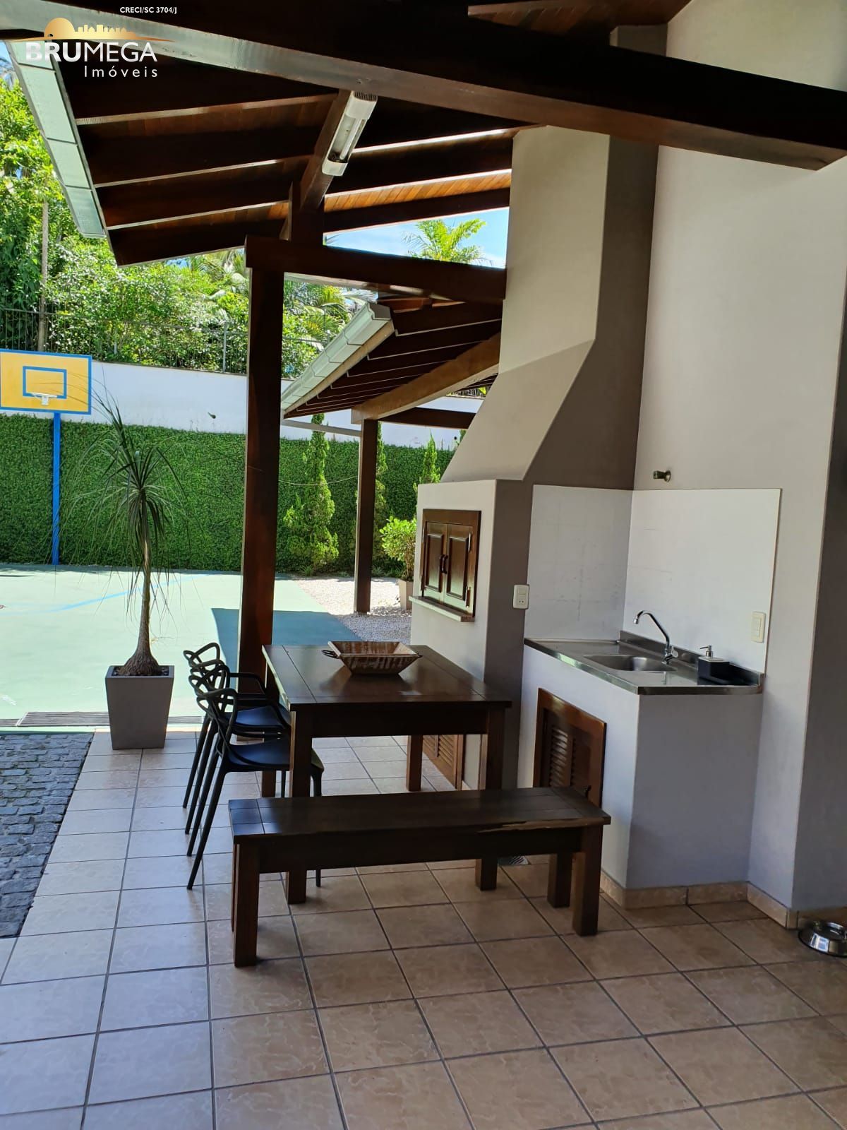 Casa de 3 quartos, 285m² no bairro Centro I, em Brusque | Eu Corretor