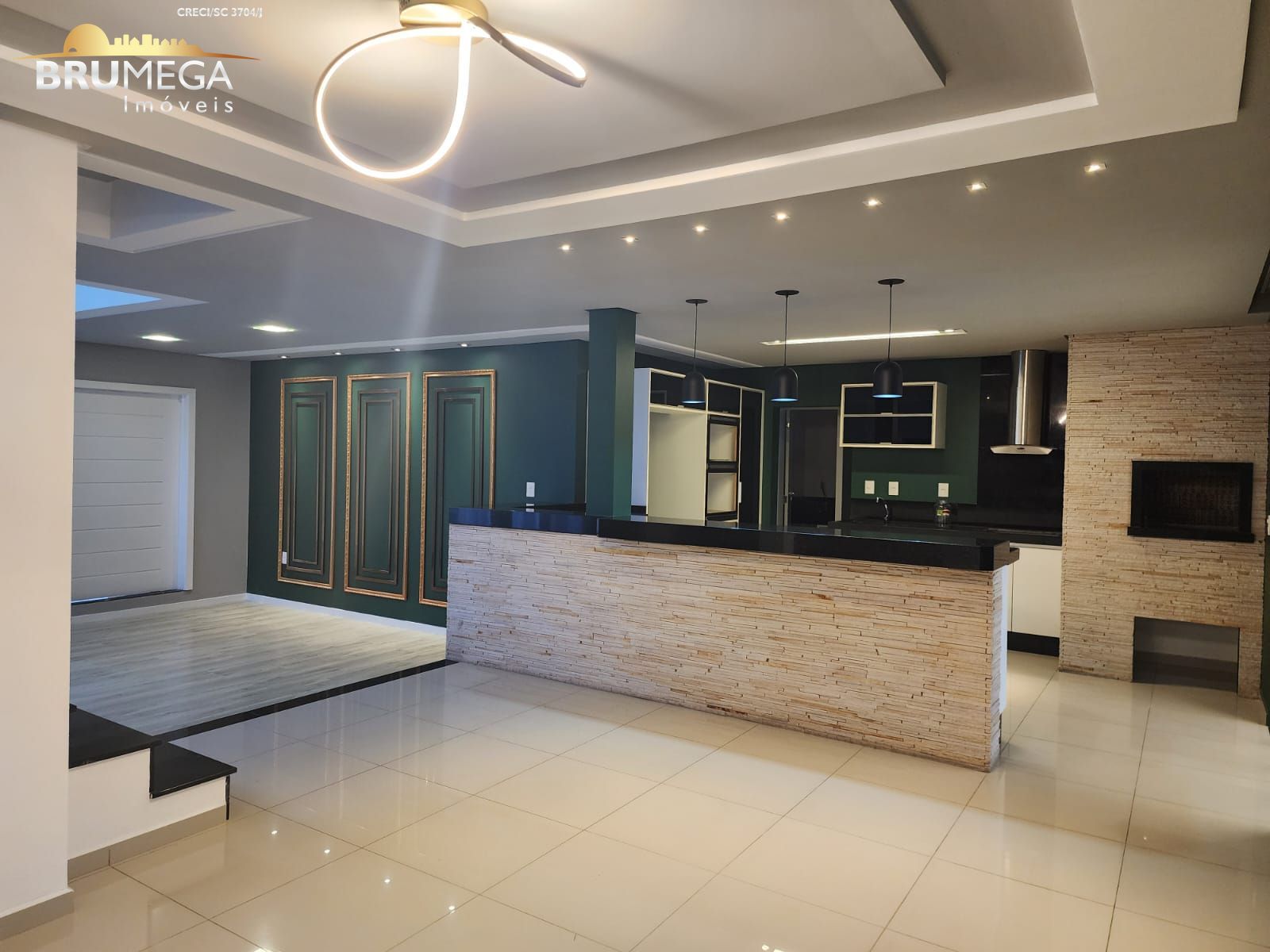 Casa de 4 quartos, 457m² no bairro Planalto, em Brusque | Eu Corretor