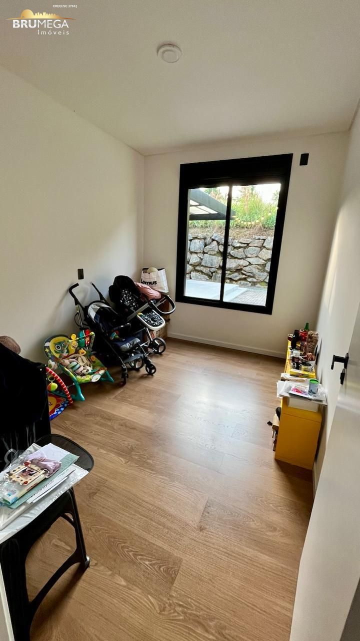 Casa de 3 quartos, 212m² no bairro Imigrantes, em Guabiruba | Eu Corretor