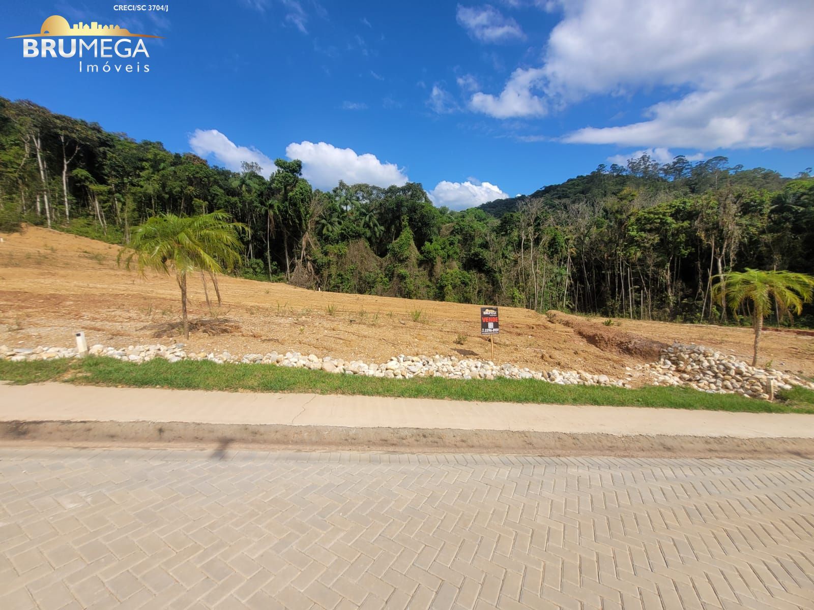 Lote/Terreno de 338m² no bairro Bateas, em Brusque | Eu Corretor