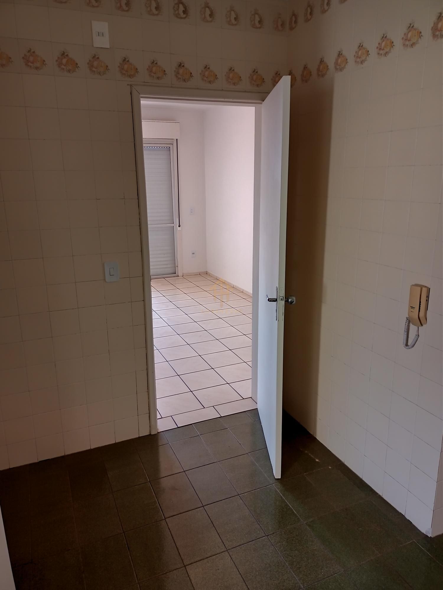 Apartamento à venda com 2 quartos, 78m² - Foto 4