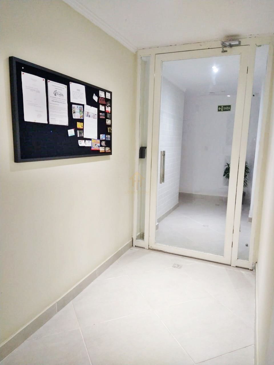 Apartamento à venda com 1 quarto, 43m² - Foto 9