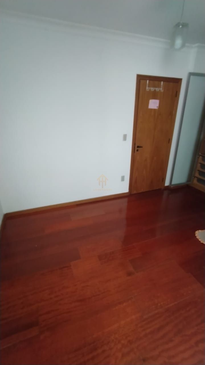 Apartamento à venda com 3 quartos, 173m² - Foto 4