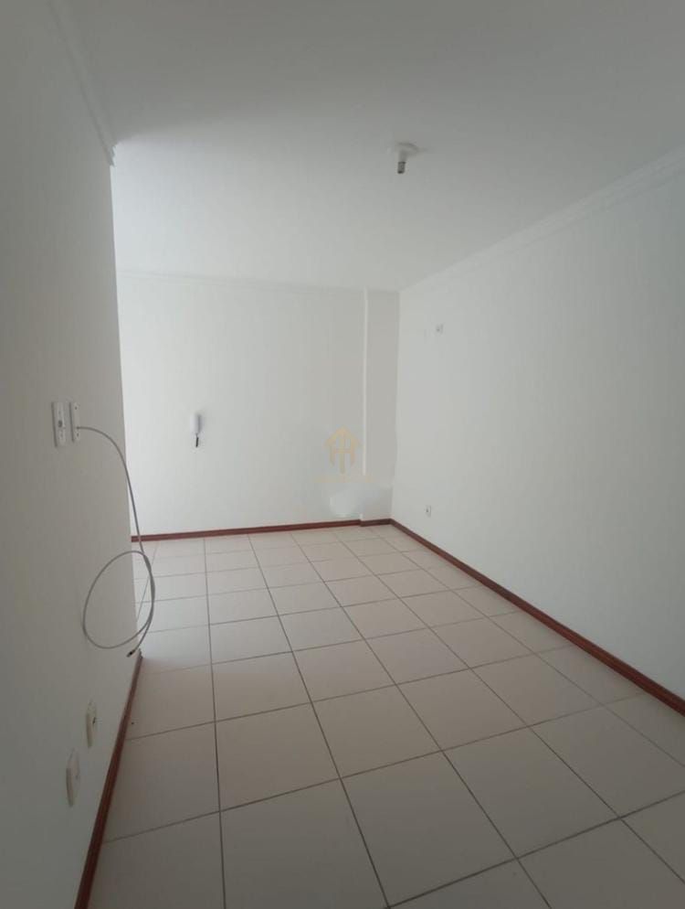 Apartamento à venda com 2 quartos, 71m² - Foto 8