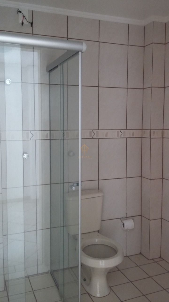 Apartamento à venda com 2 quartos, 75m² - Foto 11