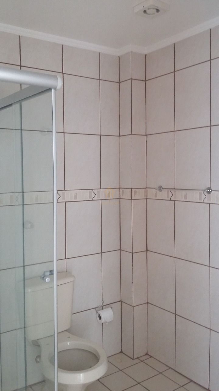 Apartamento à venda com 2 quartos, 75m² - Foto 9