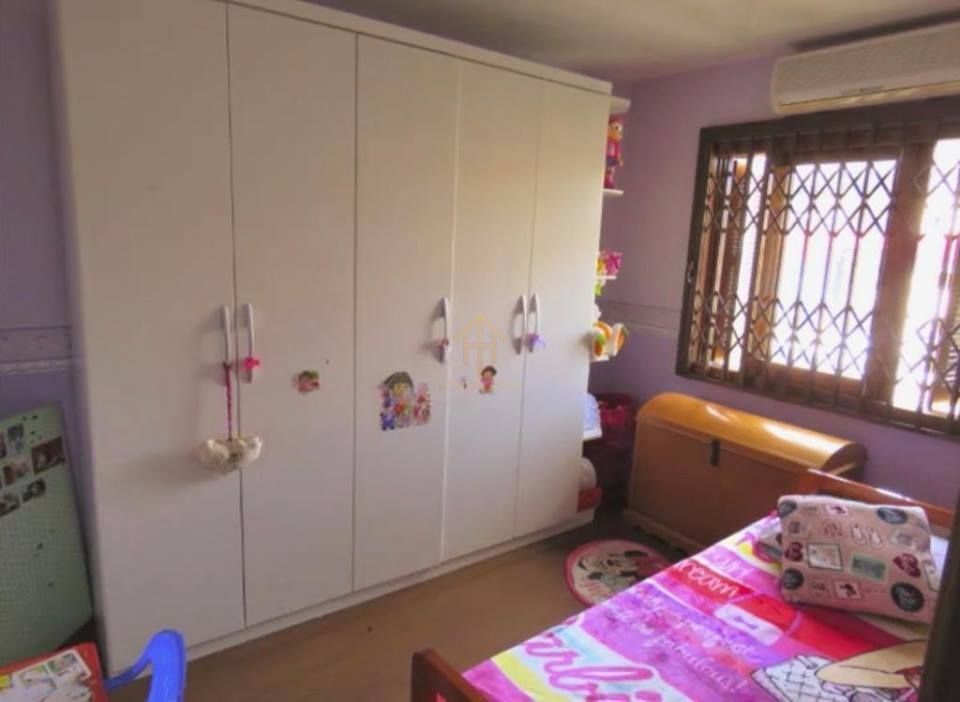 Casa à venda com 4 quartos, 240m² - Foto 8