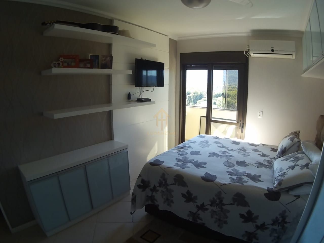 Apartamento à venda com 3 quartos, 107m² - Foto 11