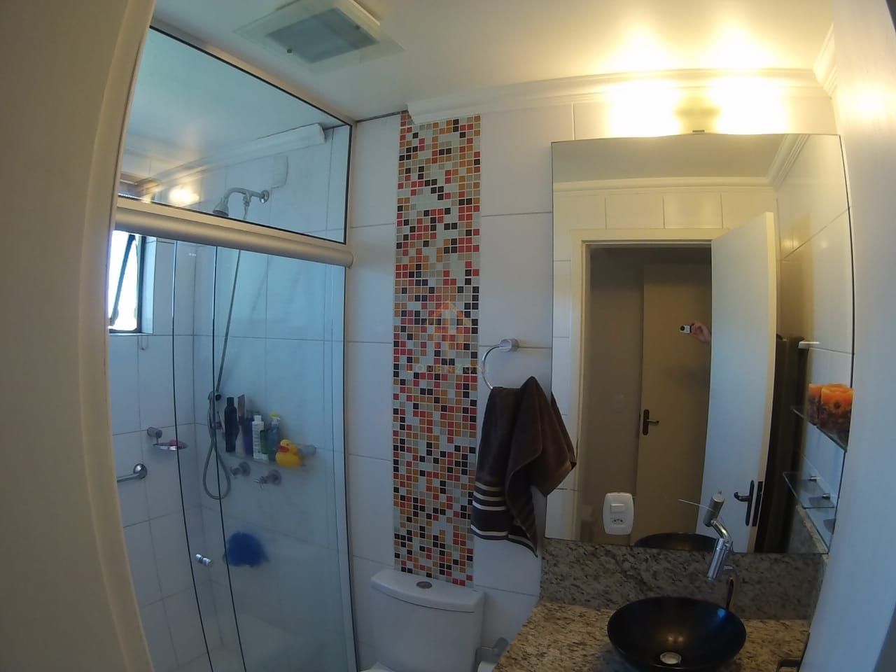 Apartamento à venda com 3 quartos, 107m² - Foto 18