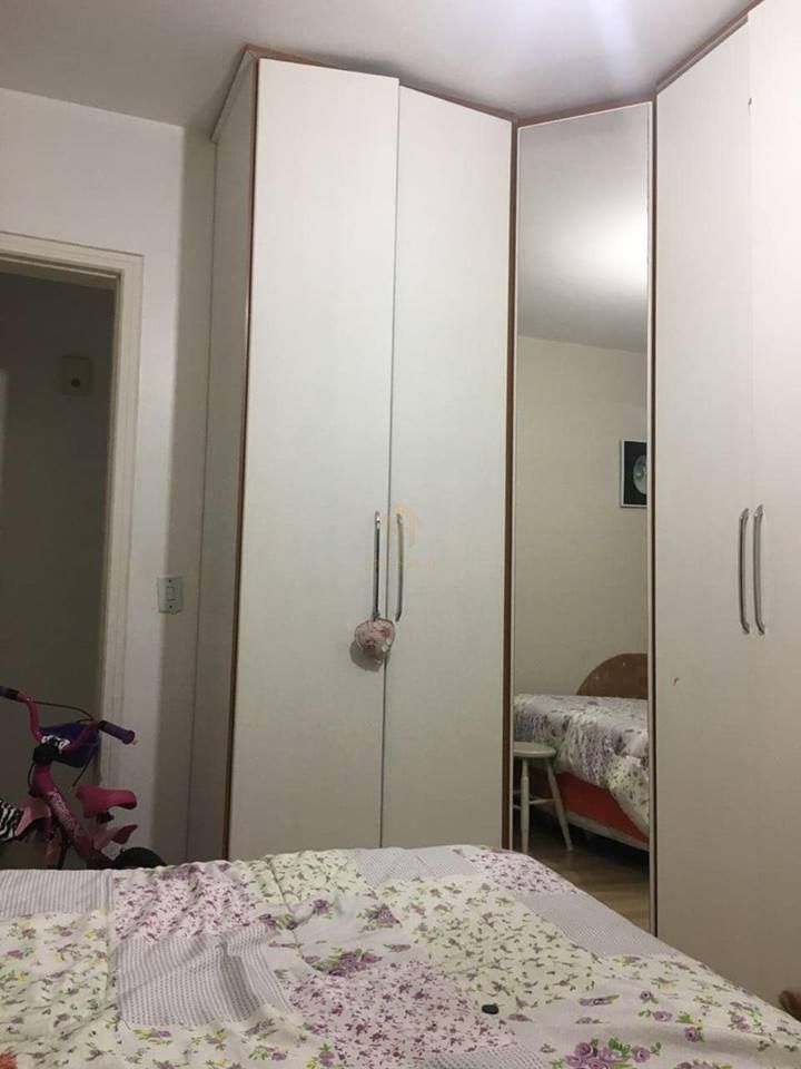 Apartamento à venda com 3 quartos, 137m² - Foto 5