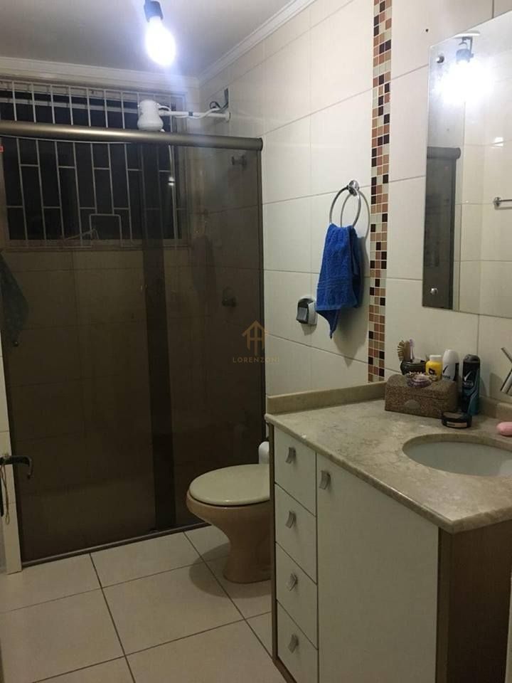 Apartamento à venda com 3 quartos, 137m² - Foto 3