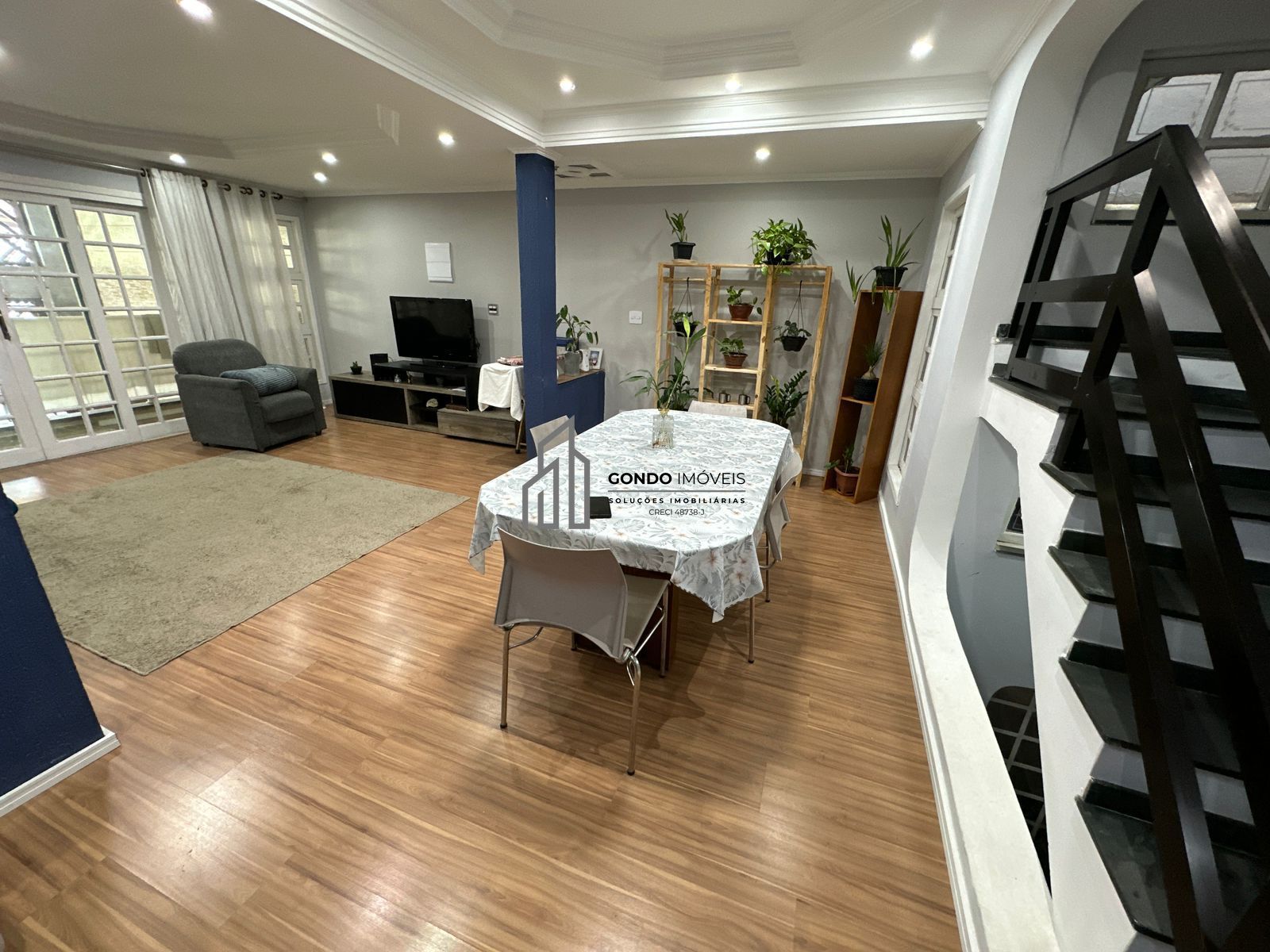 Sobrado, 4 quartos, 353 m² - Foto 1