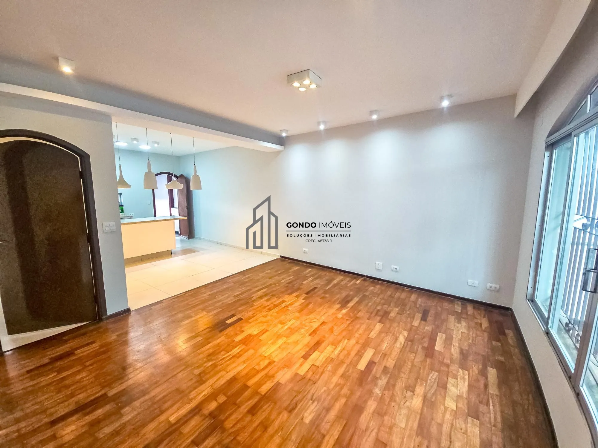 Casa, 3 quartos, 290 m² - Foto 1