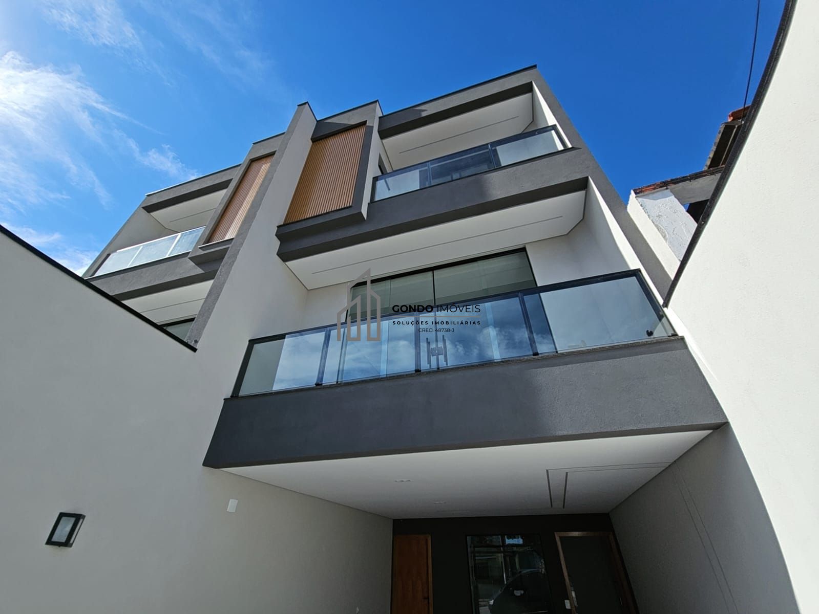 Sobrado, 3 quartos, 200 m² - Foto 1