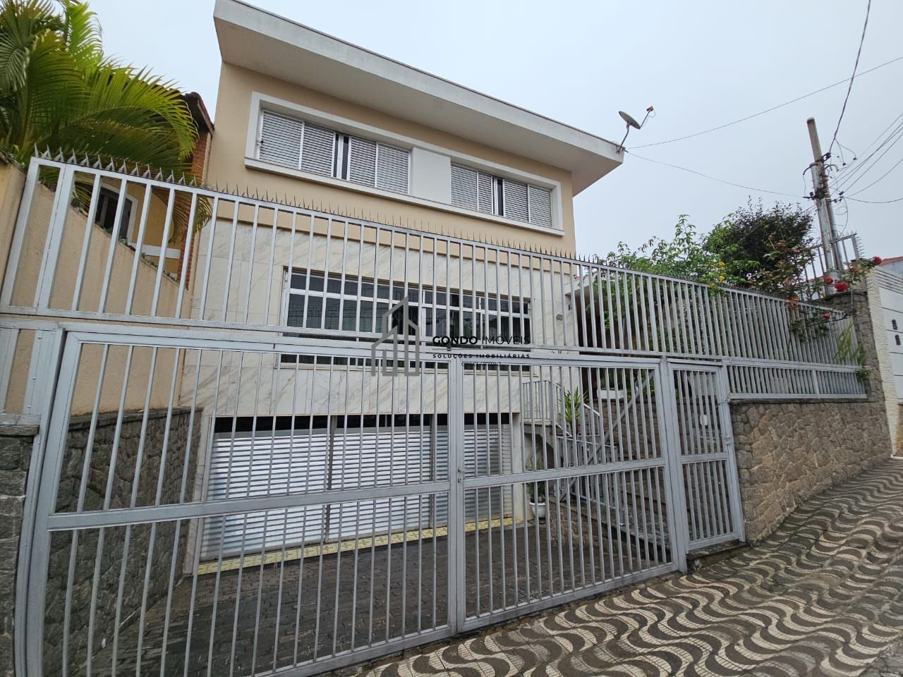 Sobrado, 4 quartos, 318 m² - Foto 1