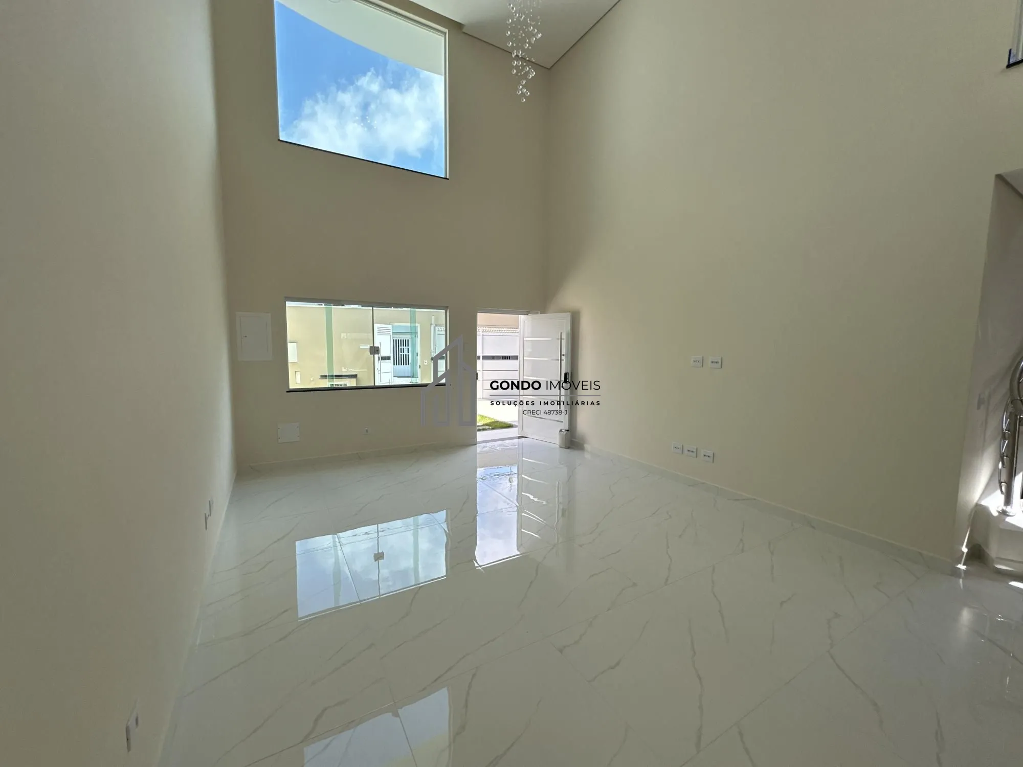 Sobrado, 4 quartos, 332 m² - Foto 2