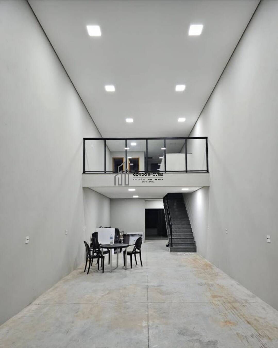 Depósito-Galpão, 137 m² - Foto 2