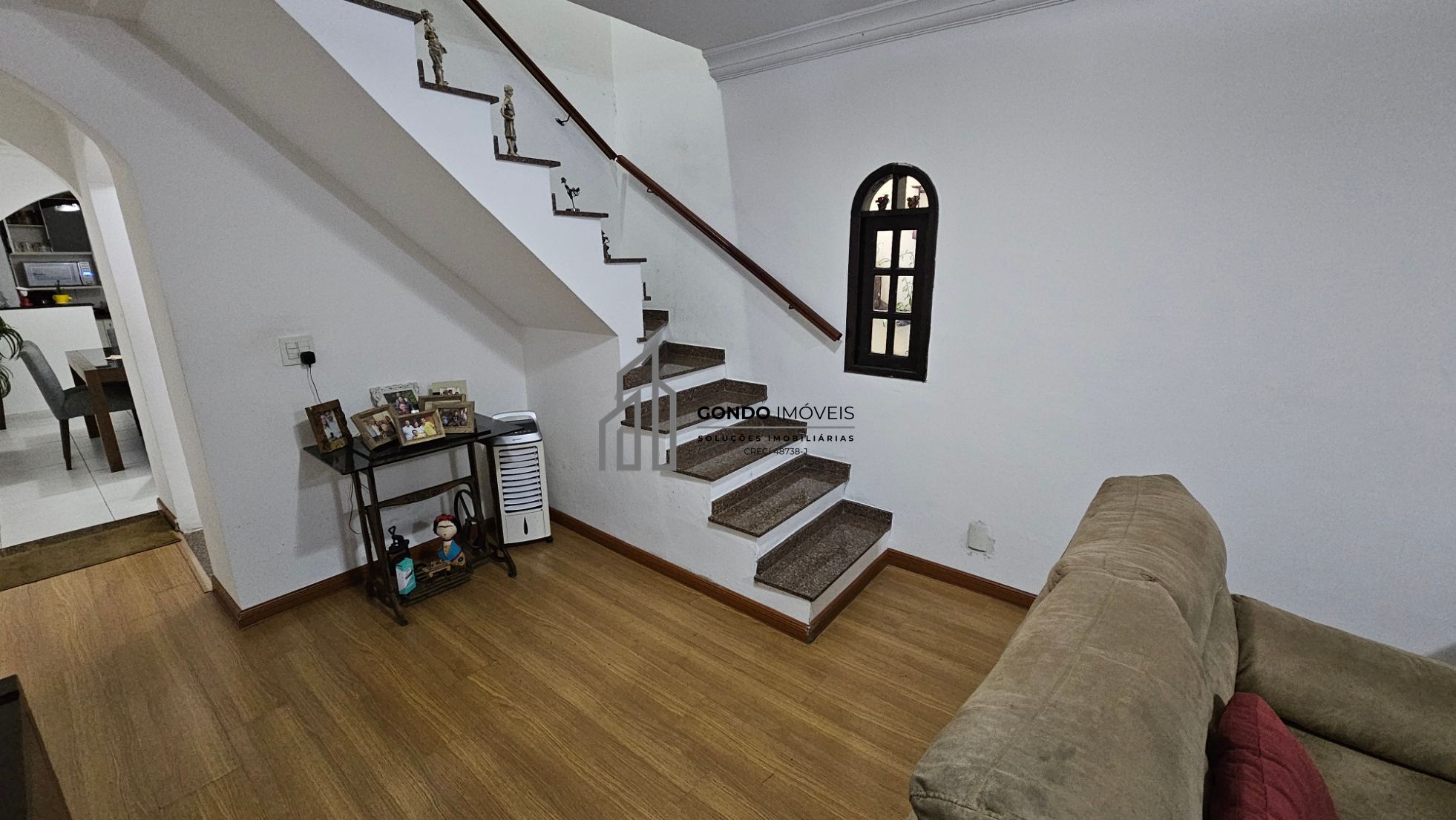 Sobrado, 3 quartos, 219 m² - Foto 2