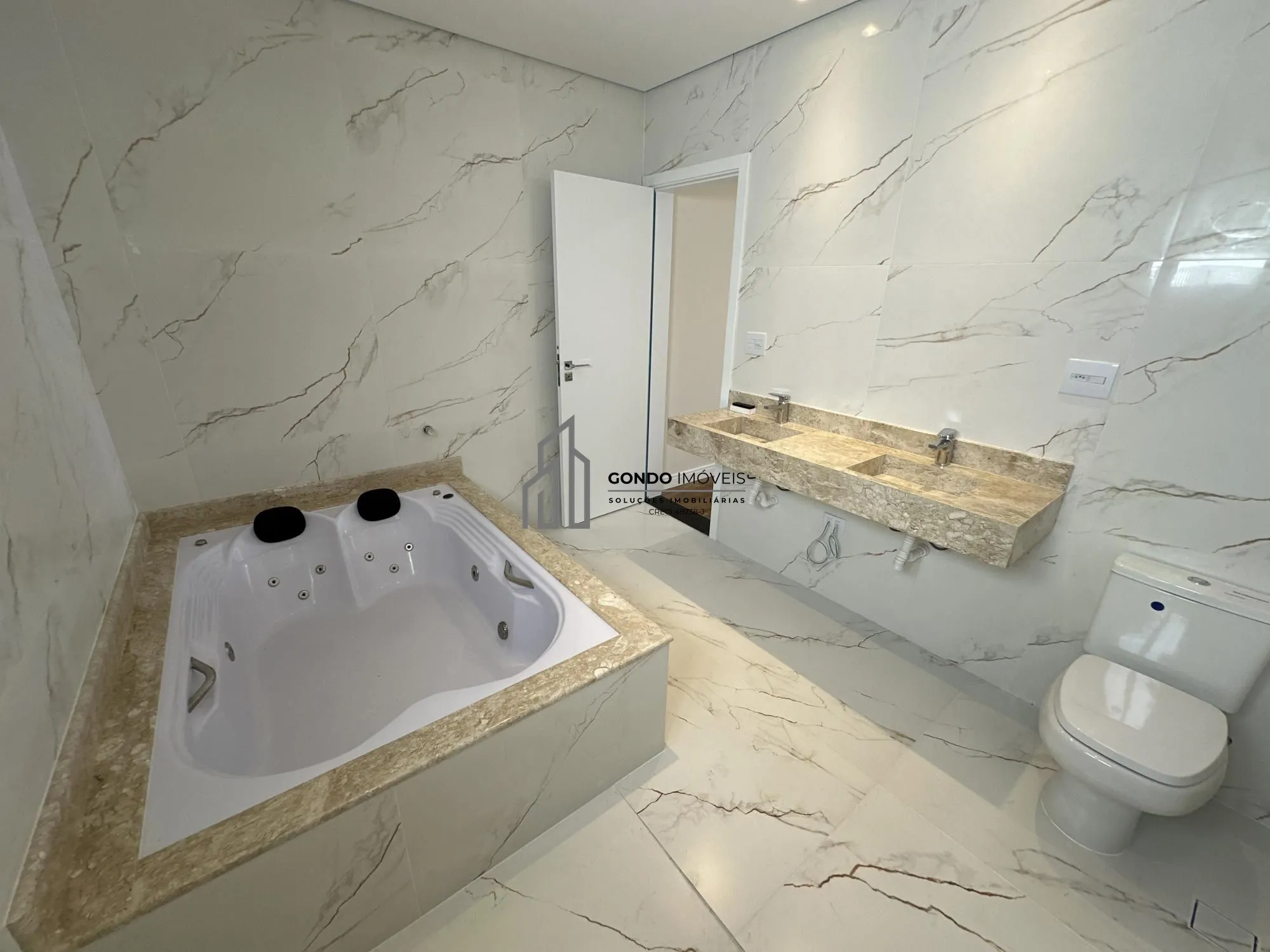 Sobrado, 4 quartos, 332 m² - Foto 16