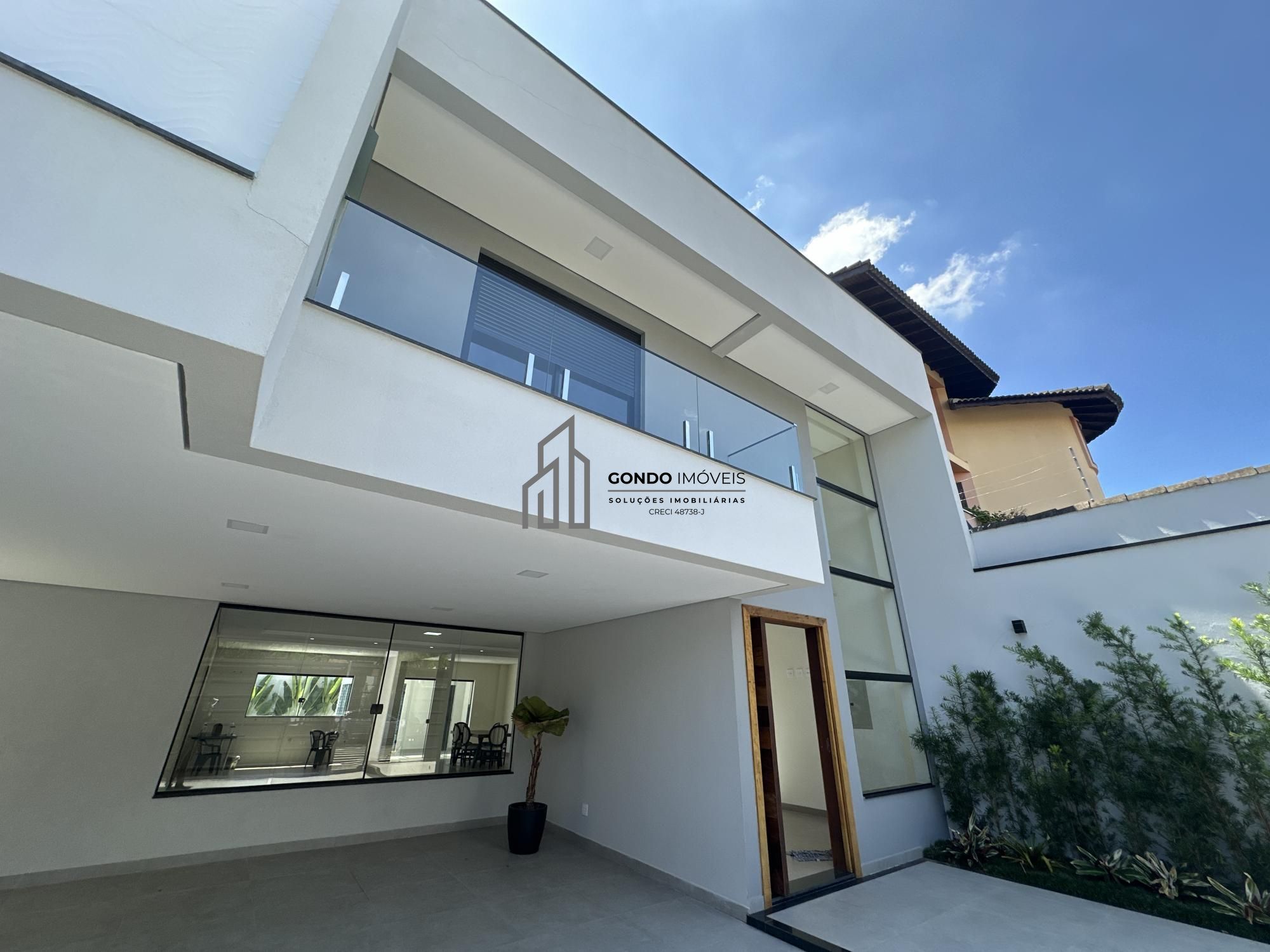 Sobrado, 4 quartos, 360 m² - Foto 1