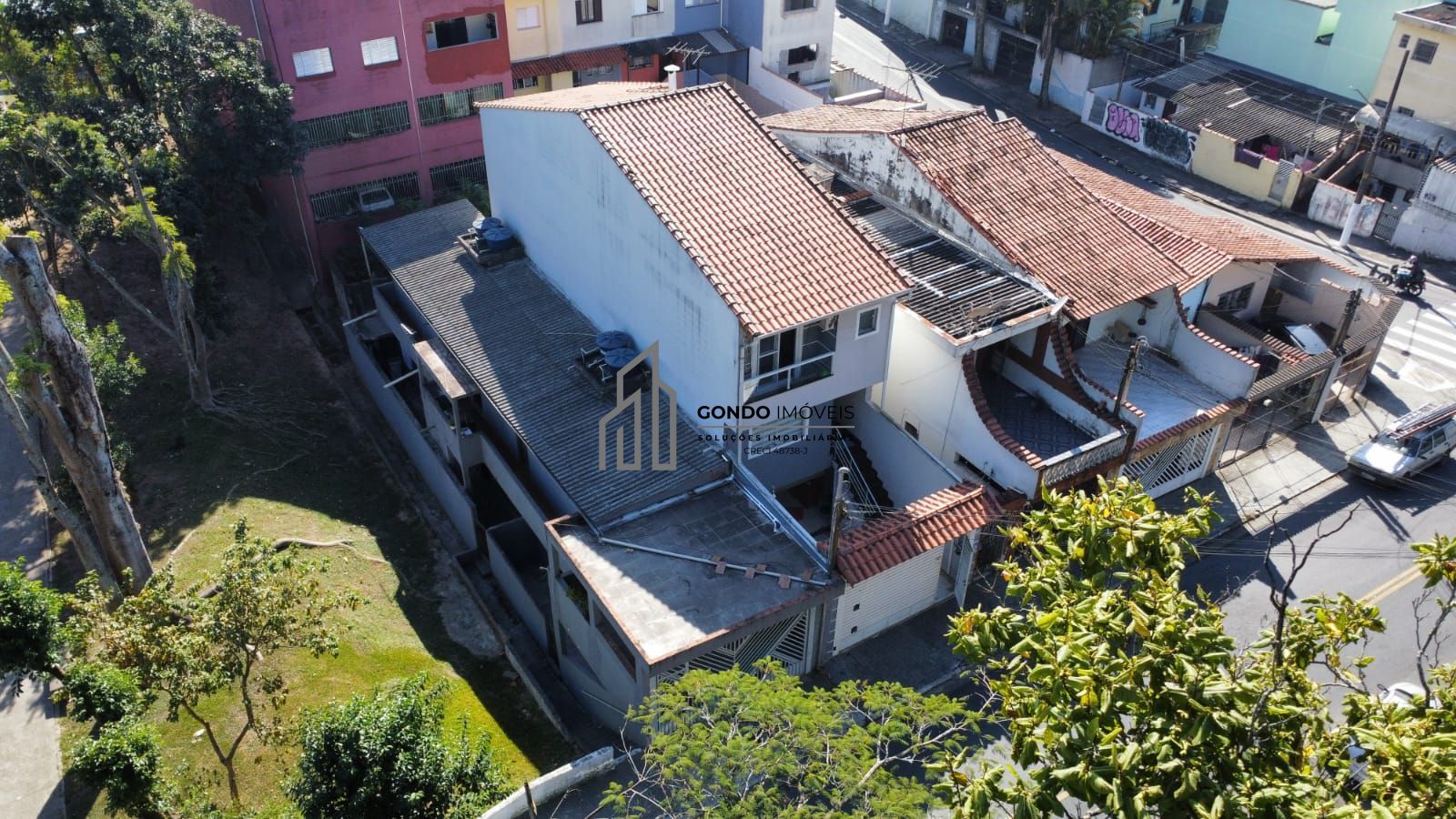 Sobrado, 3 quartos, 224 m² - Foto 2