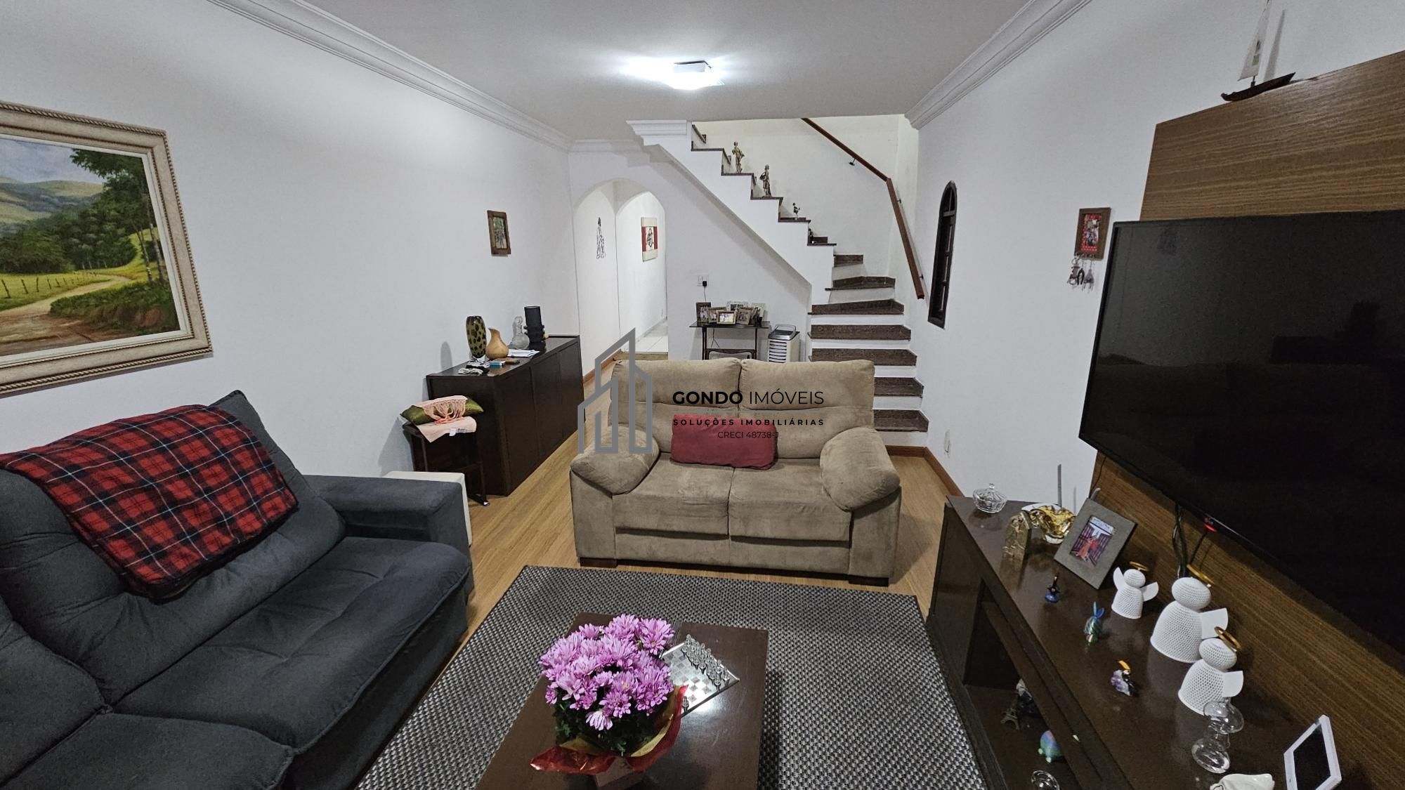 Sobrado, 3 quartos, 219 m² - Foto 1