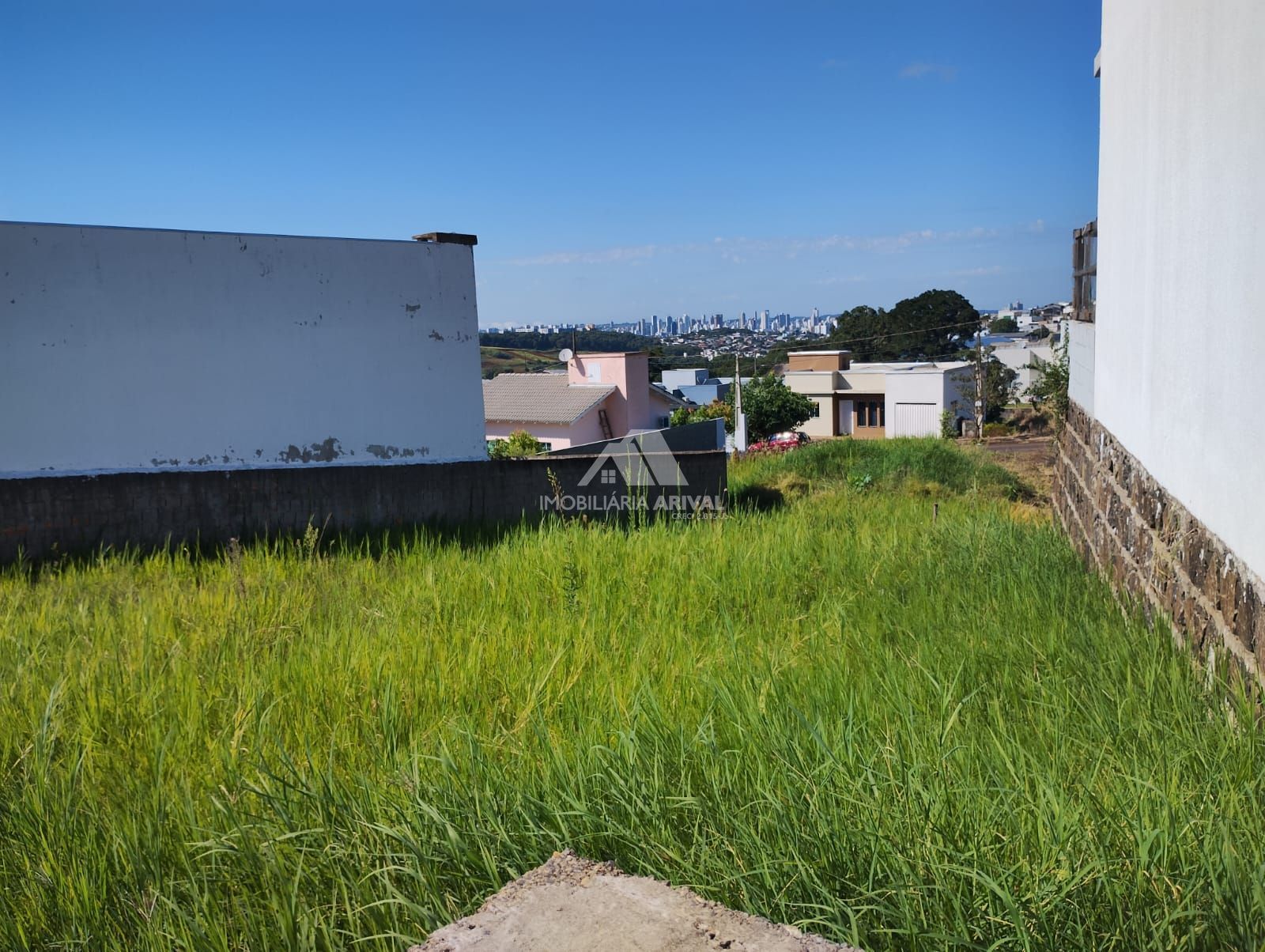 Lote/Terreno de 300m² no bairro Desbravador, em Chapecó | Eu Corretor