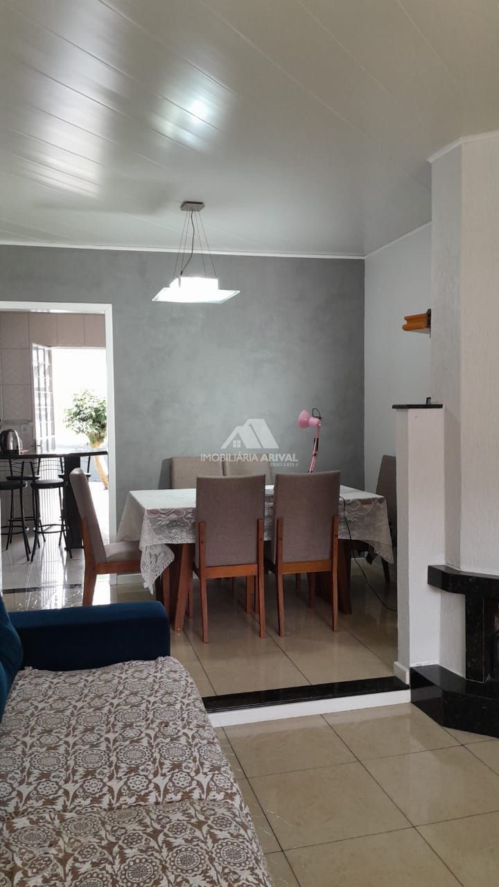 Casa, 3 quartos, 131 m² - Foto 1