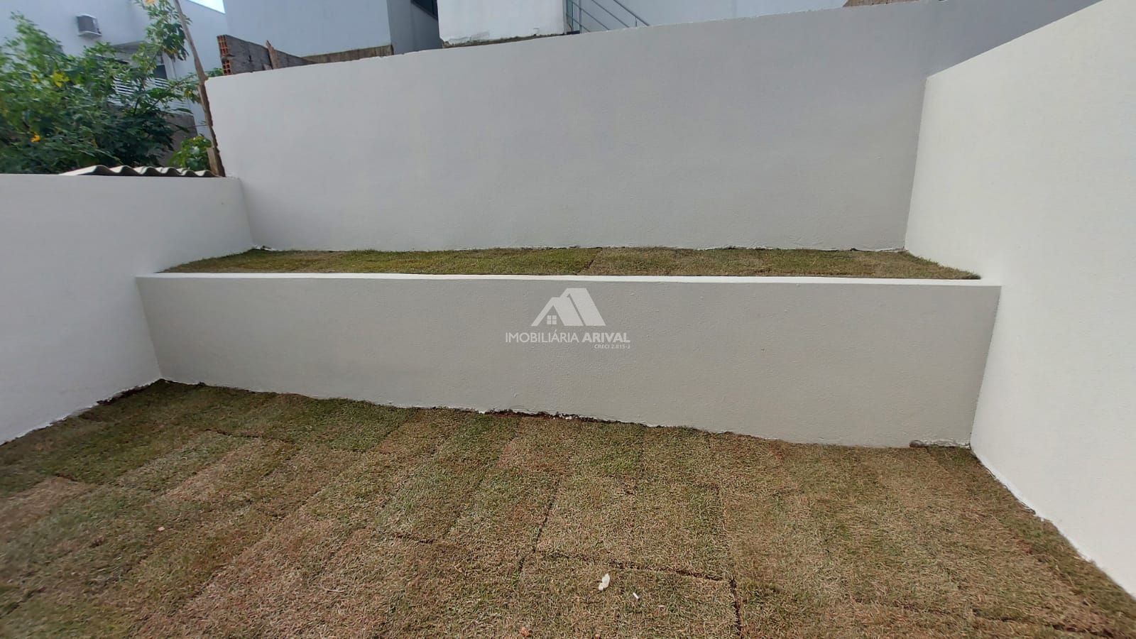 img192108901