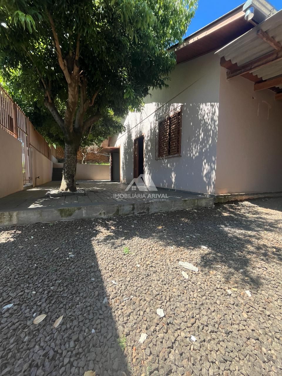 Casa, 3 quartos, 98 m² - Foto 1