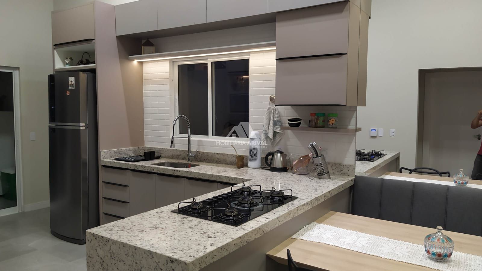 Casa, 3 quartos, 154 m² - Foto 1