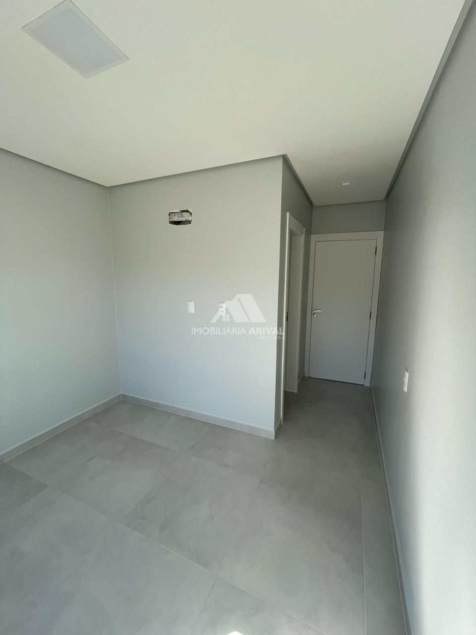 img170890744