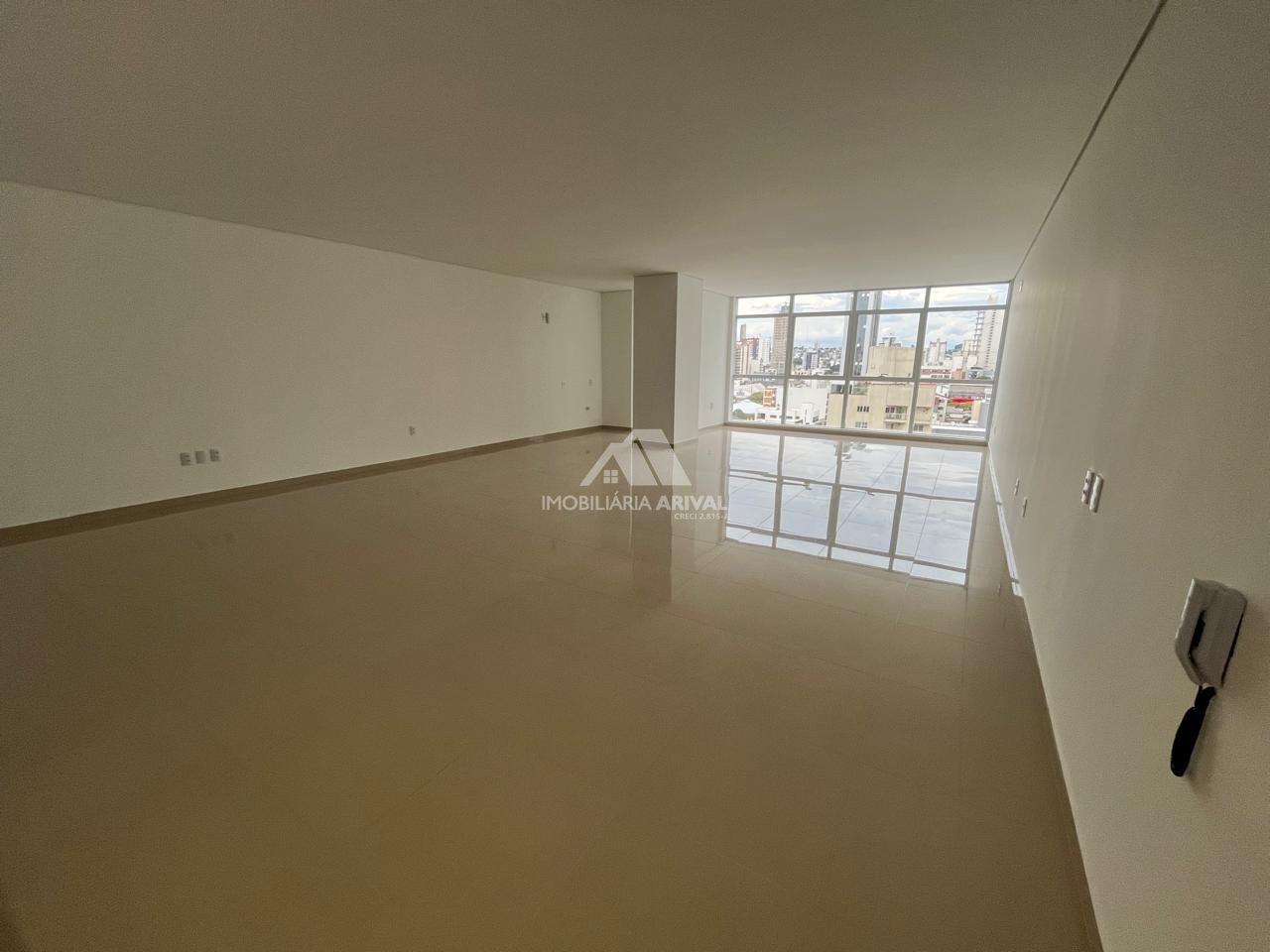 Sala Comercial de 1 quarto, 77m² no bairro Centro, em Chapecó | Eu Corretor