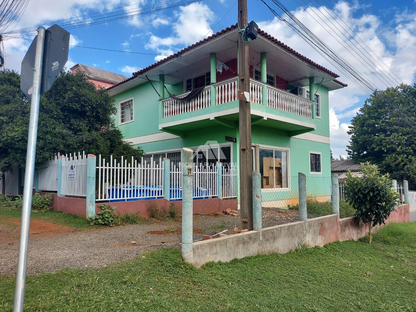 Casa, 4 quartos, 198 m² - Foto 1