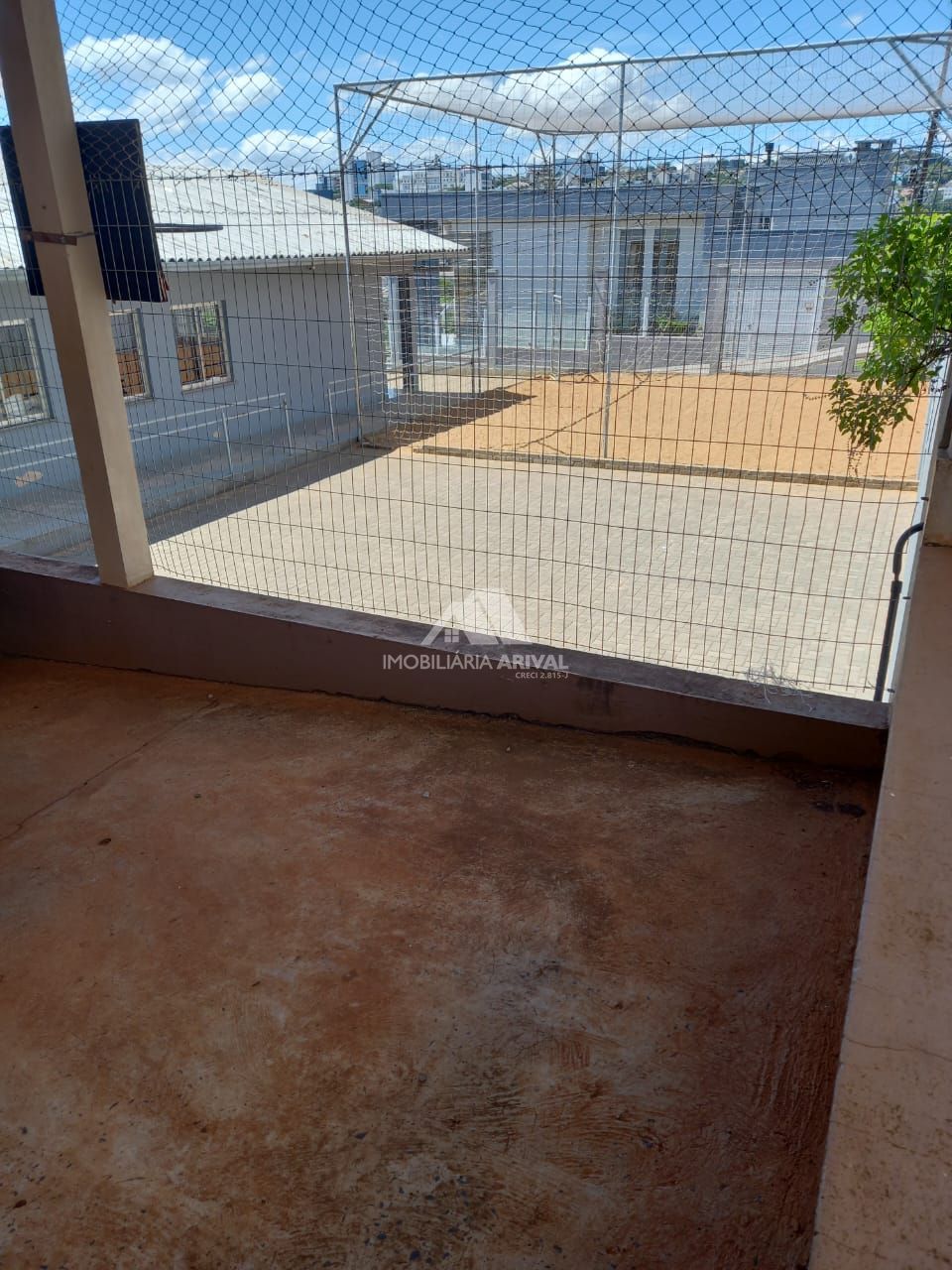 img120604148