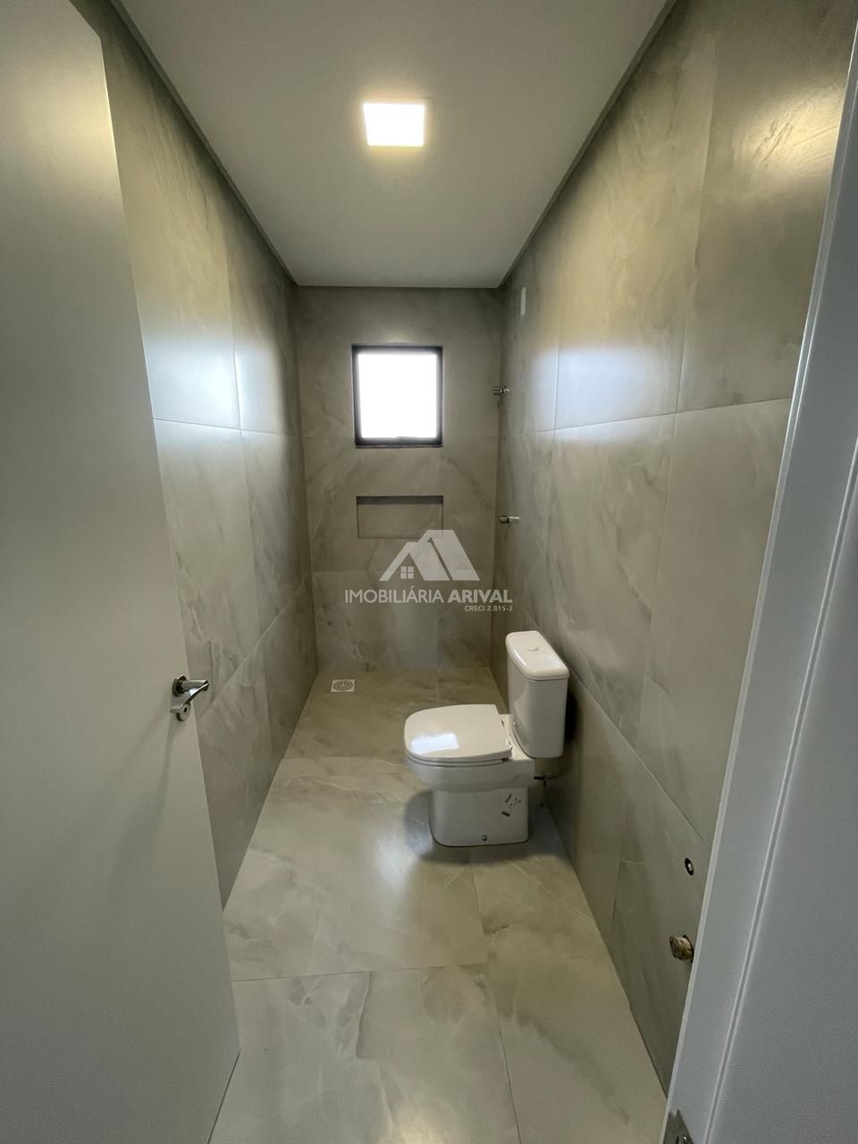 img170890731