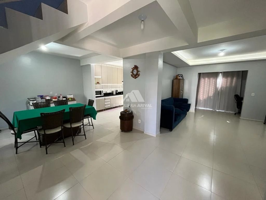 Casa de 3 quartos, 160m² no bairro Jardim Itália, em Chapecó | Eu Corretor