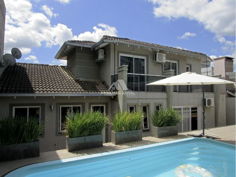 Casa, 3 quartos, 180 m² - Foto 1