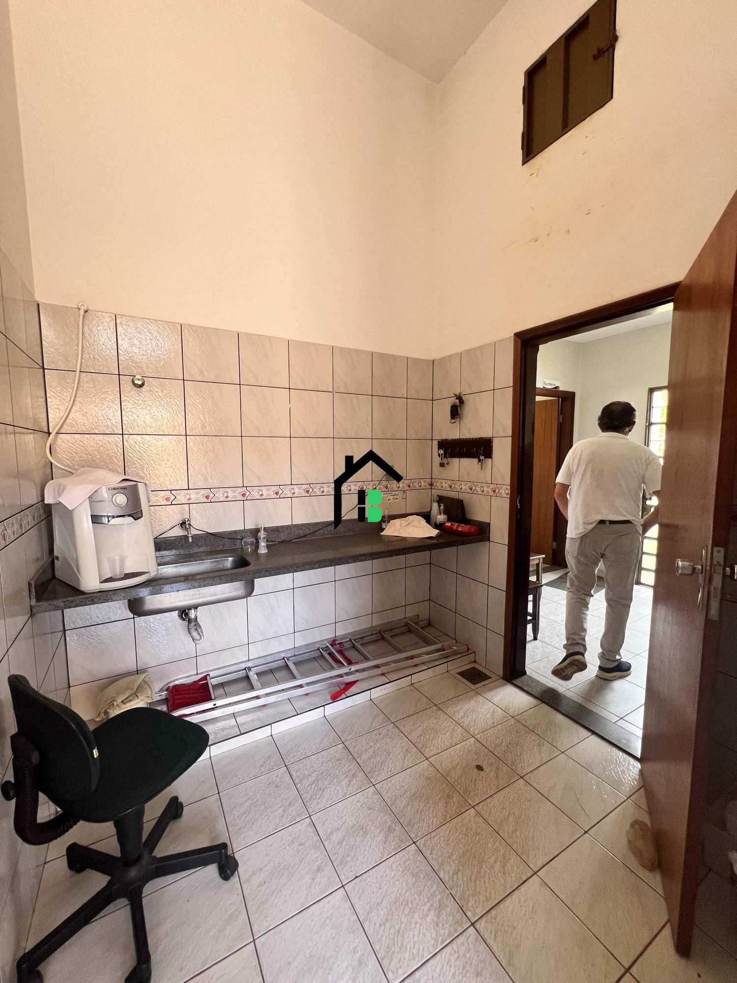 Prédio Inteiro para alugar com 3 quartos, 1042m² - Foto 6