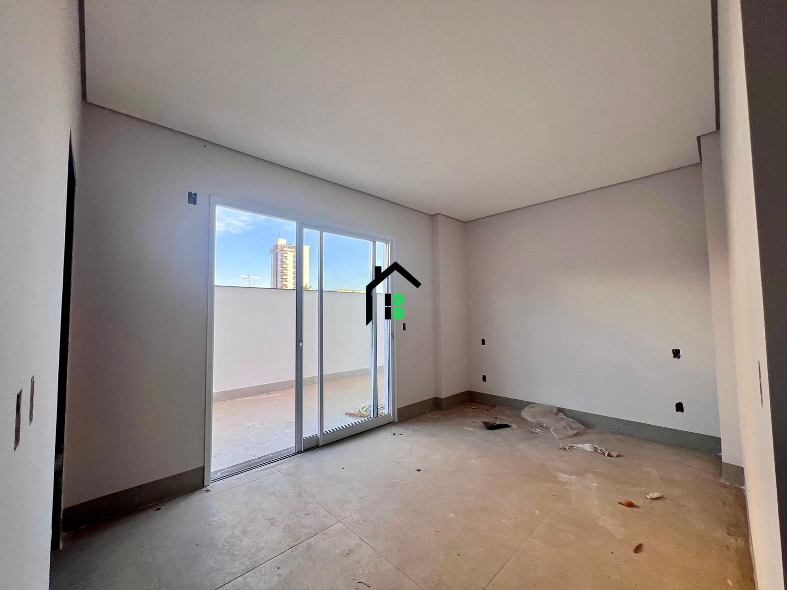 Apartamento de 3 quartos, 130m² no bairro Centro, em Patos de Minas | Eu Corretor