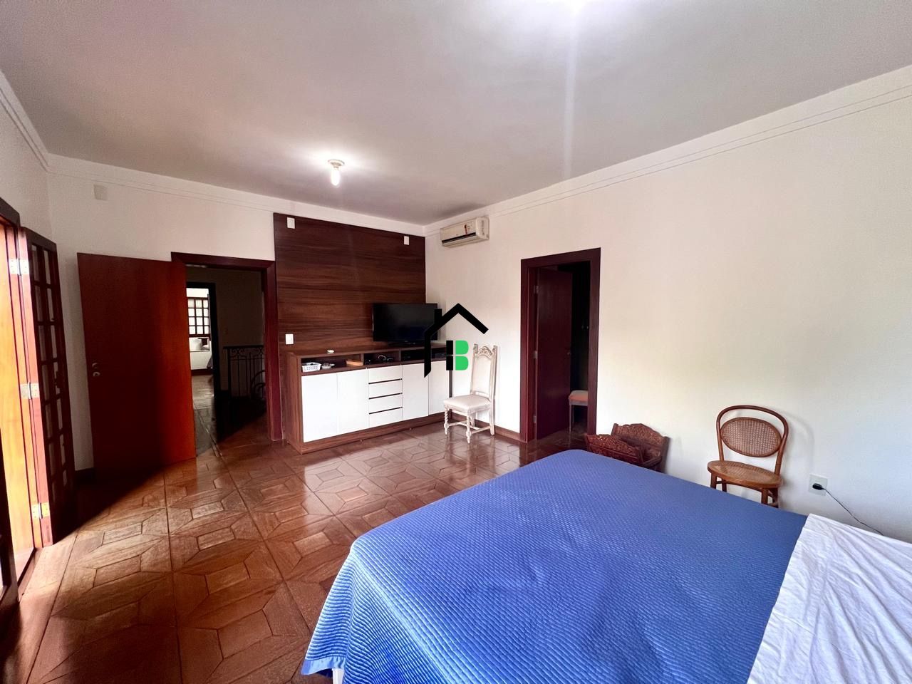 Casa à venda com 4 quartos, 360m² - Foto 30