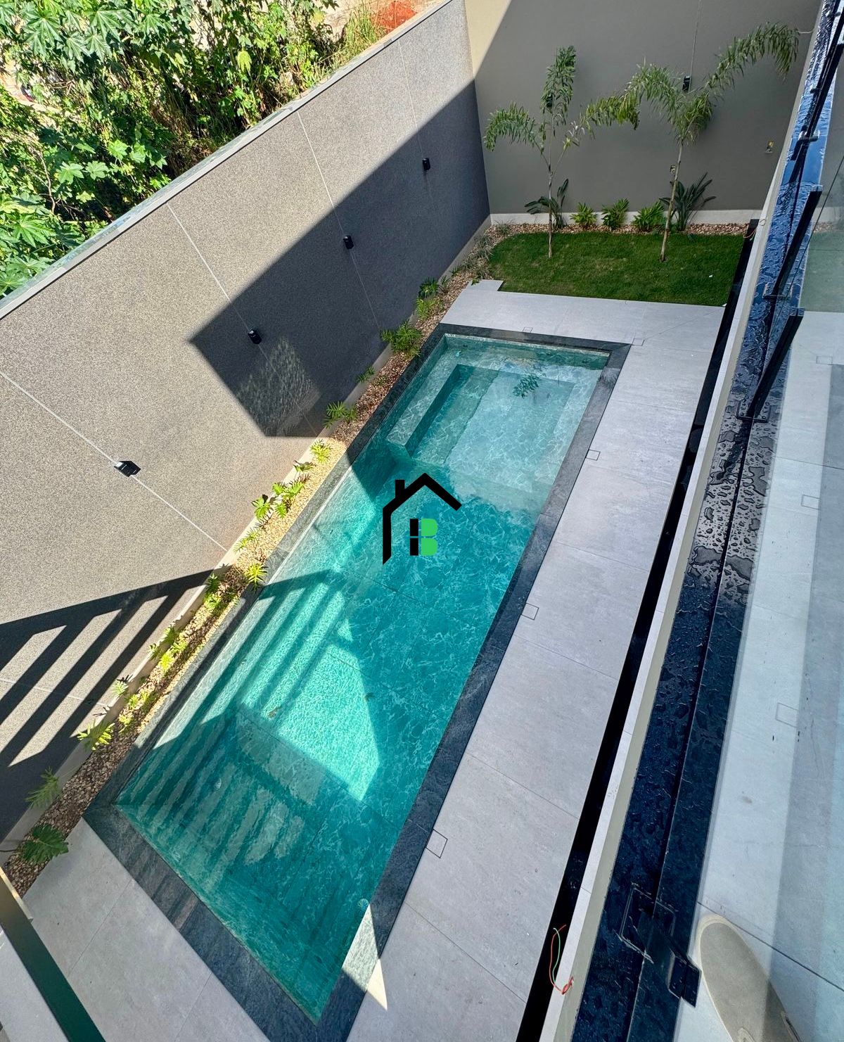 img170283677