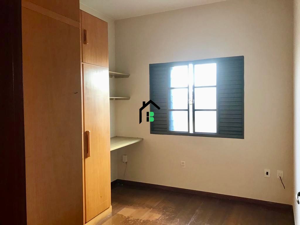 Apartamento à venda com 3 quartos, 107m² - Foto 3