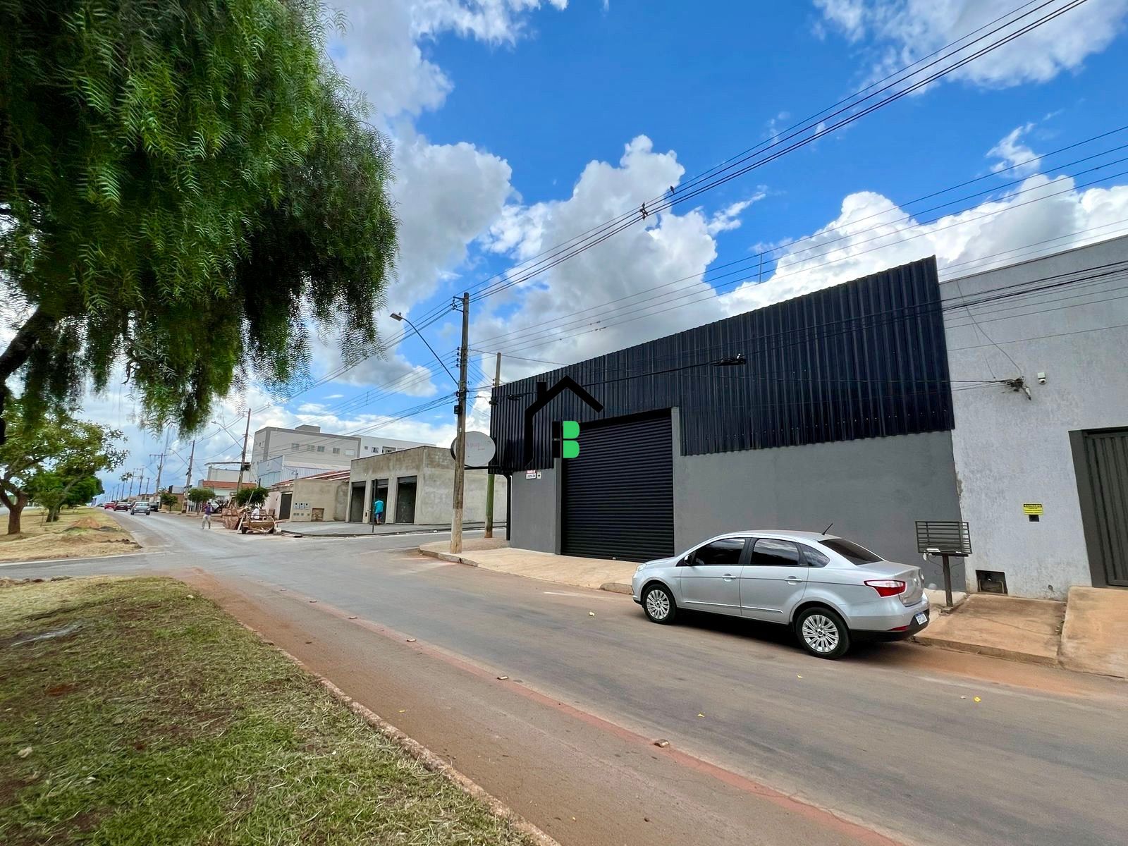 Depósito-Galpão-Armazém à venda e aluguel, 375m² - Foto 3