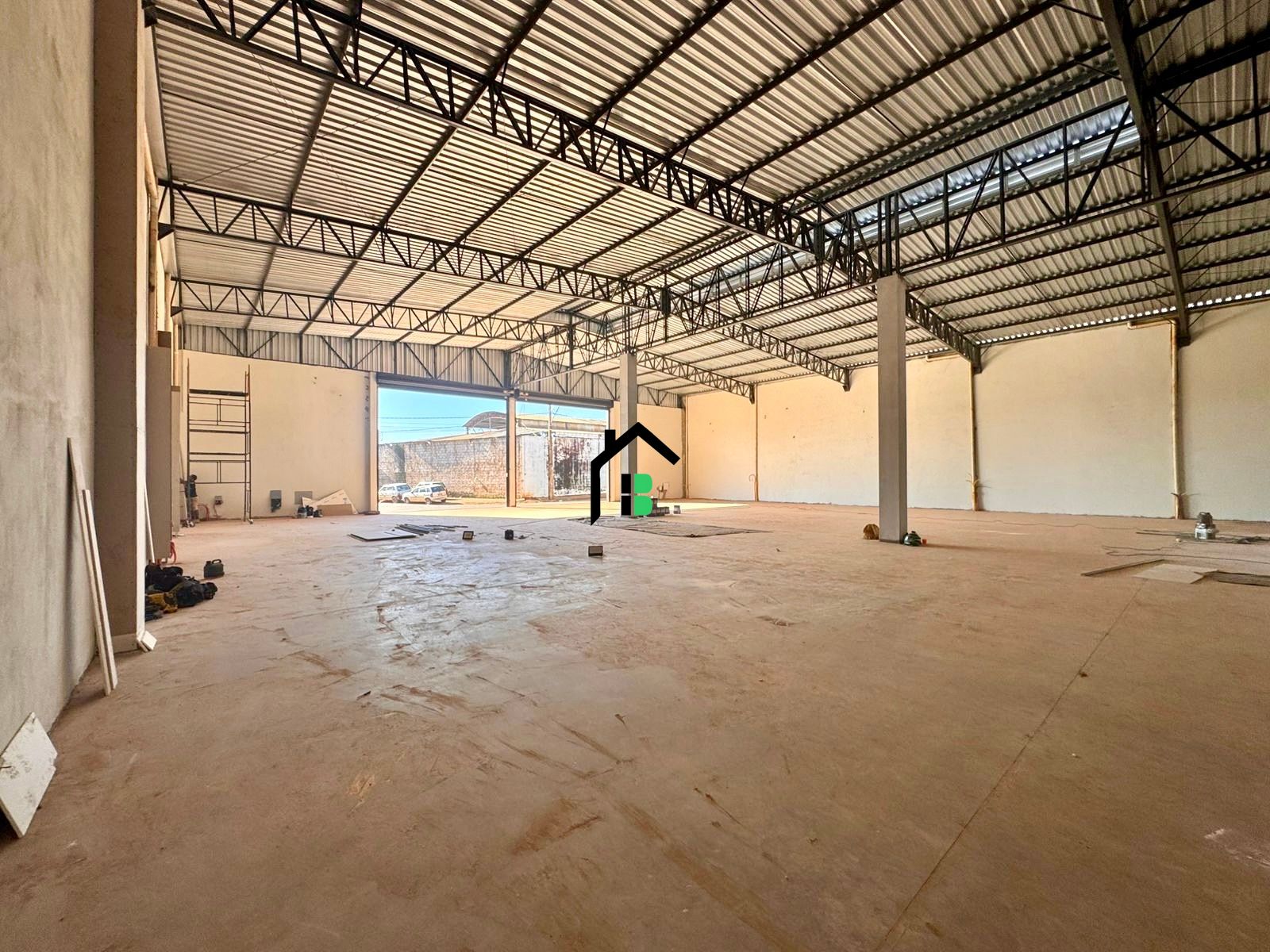 Depósito-Galpão-Armazém para alugar, 716m² - Foto 2