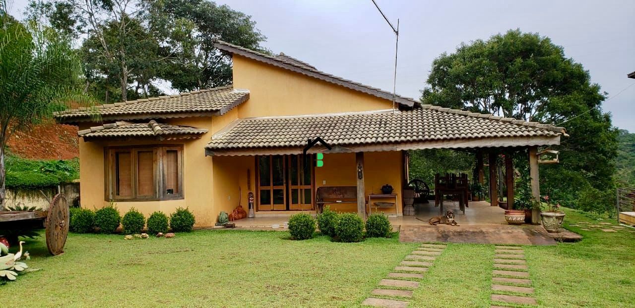 Fazenda/Sítios/Chácaras de 3 quartos, no bairro Área Rural de Patos de Minas, em Patos de Minas | Eu Corretor