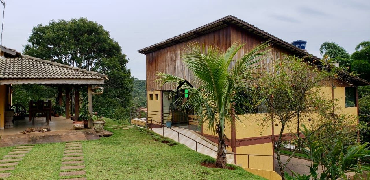 Fazenda/Sítios/Chácaras de 3 quartos, no bairro Área Rural de Patos de Minas, em Patos de Minas | Eu Corretor