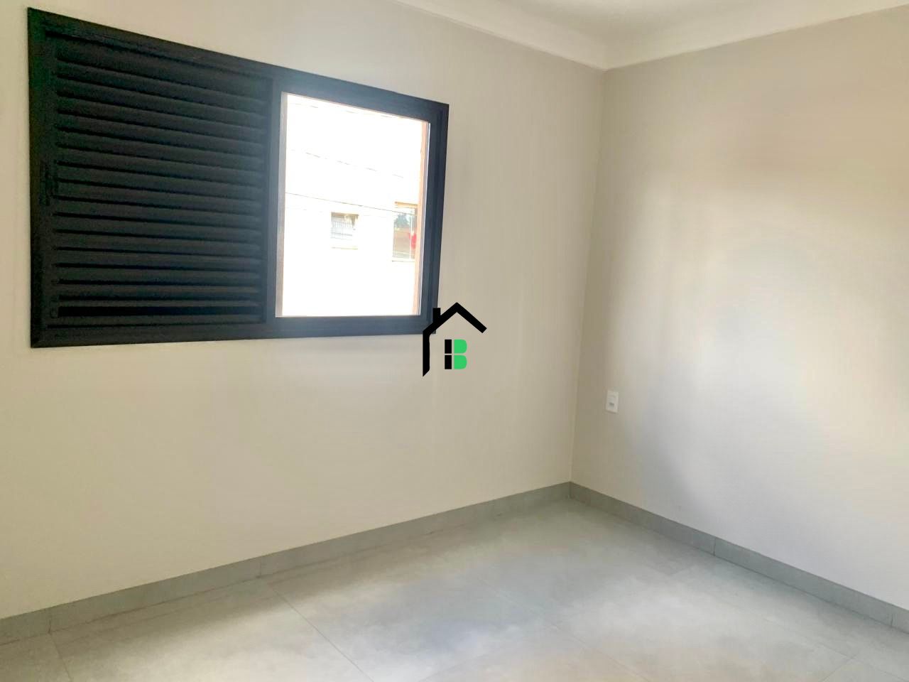 Apartamento à venda com 2 quartos, 89m² - Foto 2