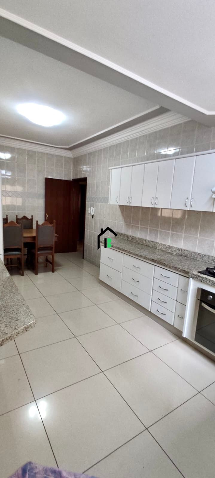 Apartamento à venda com 3 quartos, 117m² - Foto 12