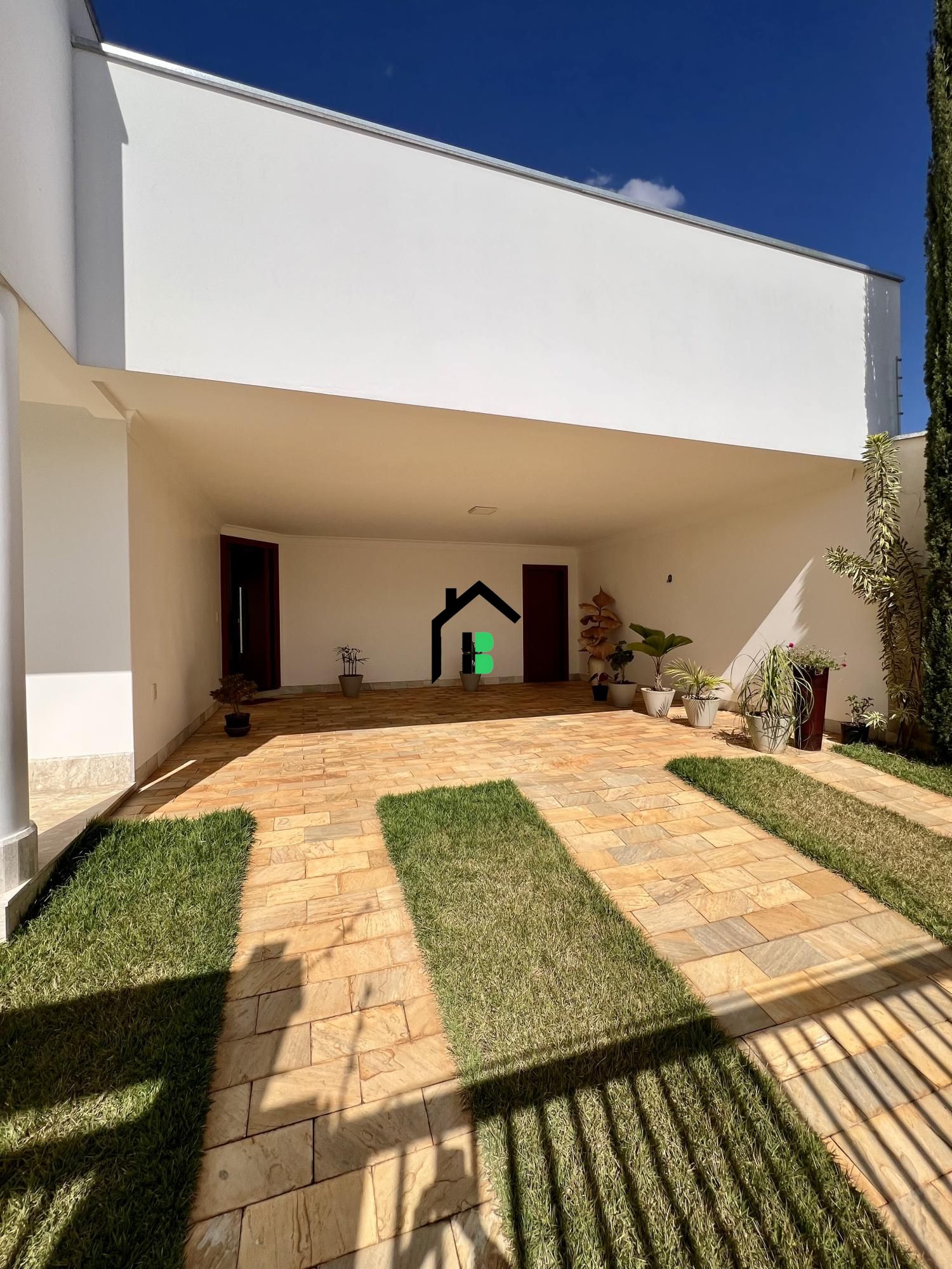 Casa de 3 quartos, 213m² no bairro Sobradinho, em Patos de Minas | Eu Corretor